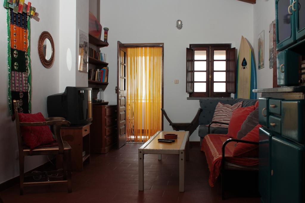 Auberge de jeunesse Da Silva Surfcamp à Areia Branca Extérieur photo