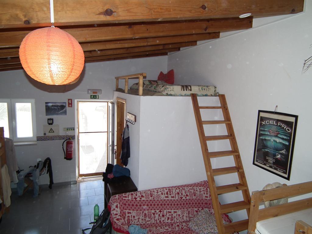 Auberge de jeunesse Da Silva Surfcamp à Areia Branca Extérieur photo