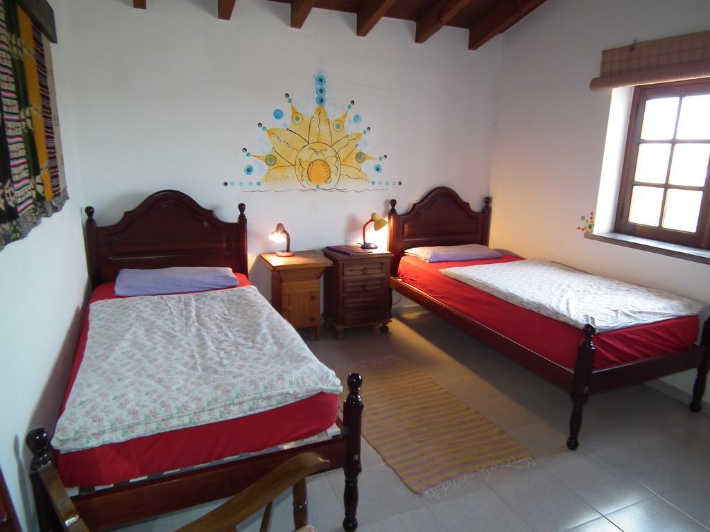 Auberge de jeunesse Da Silva Surfcamp à Areia Branca Extérieur photo