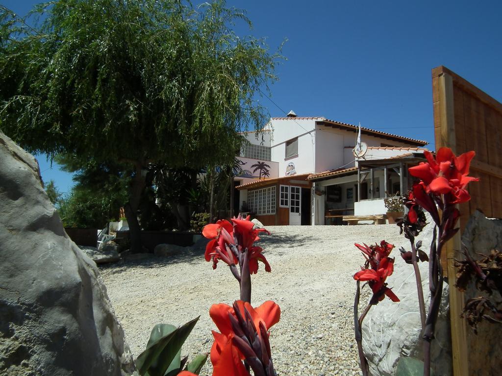 Auberge de jeunesse Da Silva Surfcamp à Areia Branca Extérieur photo